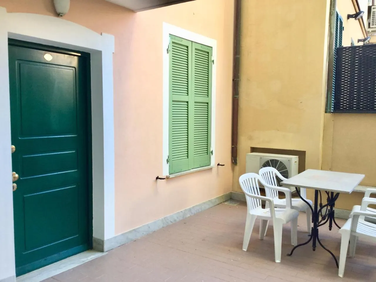 La Villetta Appartamenti Per Vacanze Finale Ligure